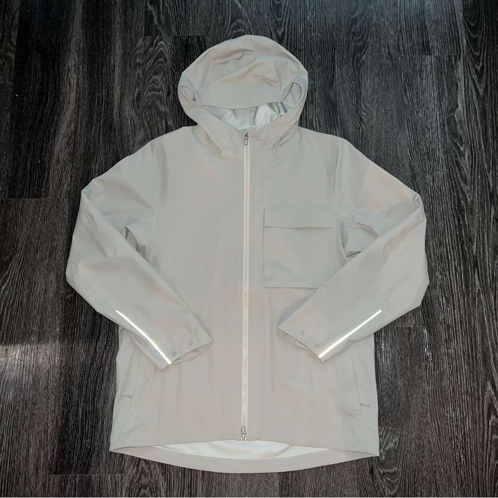 lululemon ‘outpour stretchseal jacket’